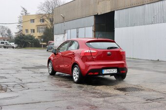 KIA Rio - 1.4 Benzín - automat - 44 tis km - 5 dv. - 4