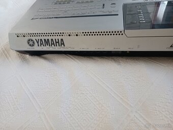 profesionalny keyboard YAMAHA TYROS 4 - 4