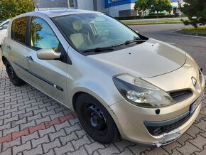 Renault Clio 1.5 dci - 4