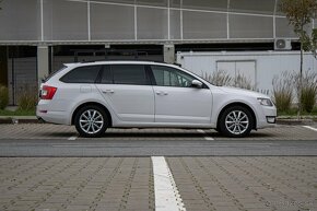 Škoda Octavia Combi 2.0 TDI Ambition DSG 2015 - 4