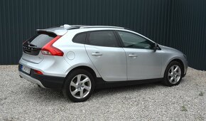 Volvo V40 Cross Country 2.0 D3, Automat, Top Stav - 4