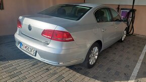 VW Passat B7 - 4