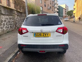 Suzuki Vitara 1.6 DDiS SZ5 Diesel 5dr - britska registracia - 4