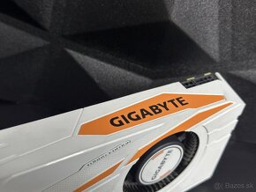 Predám grafiku Gigabyte GeForce GTX 1080 Ti Turbo 11GB - 4