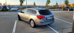 Astra Sports Tourer 1.7 CDTI M6 2012 - 4