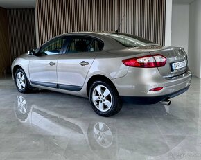 Renault Fluence 1.6 benzín / SR auto - 4