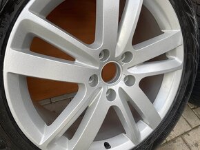 AUDI orig. ALU DISKY  5x130 9jxR20 ET60 4L0601025AJ - 4