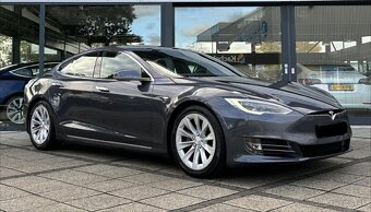 Tesla model S 75D - 4