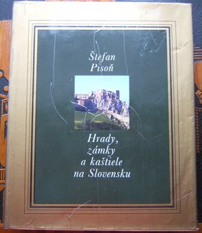 bibliografia k dejinám slovenska do r. 1965, hrady zámky - 4