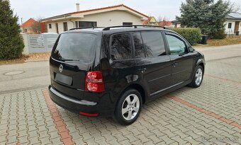 Volkswagen Touran Facelift 1.9TDi 77Kw R.v.:6/2009 DSG 6R - 4