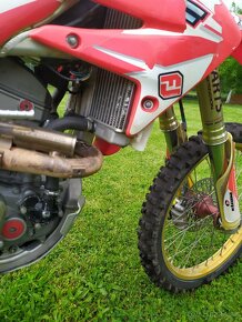 CRF 250 R 2008 - 4