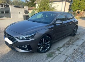 Hyundai i30 fastback - 4