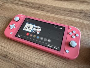 Nintendo Switch Lite - 4