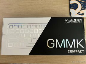 Logitech G915 LIGHTSPEED 80% x Glorious GMMK Compact - 4