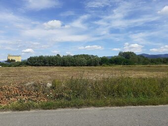 Predaj pozemkov 11.000 m2 Žilina - Bánová - 4