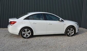 Chevrolet Cruze 1.8 SR voz, po rozvodoch - 4