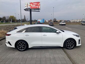 Kia Proceed - 4