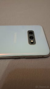 Samsung Galaxy s10e - 4