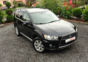 MITSUBISHI OUTLANDER 2.2D-ID 4x4 AUTOMAT 7miest 147tis km - 4