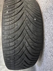 Zimné pneu 215/55 R17 - 4