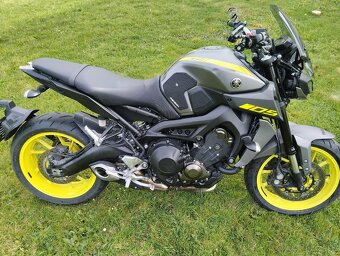 Yamaha mt09 - 4