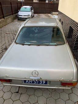 Mercedes W114 Coupe 250 Automat - 4