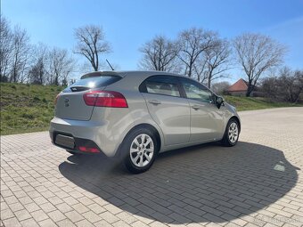 KIA RIO 2013 1.25 benzín - 4