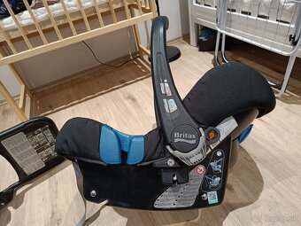 Baby Safe plus SHR II Britax Romer autosedacka s Isofixom do - 4