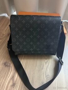 Louis Vuitton District Messenger Bag PM panska taška - 4
