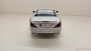 1:18 MERCEDES-BENZ SL 55 AMG - 4