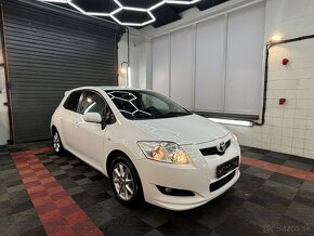 Toyota Auris 1.4 I VVT-i Sol 08 Edition - 4