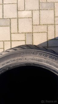 Kumho Wintercraft WP71 255/40 R18 99V - 4