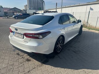 CAMRY EXECUTIVE VIP - 4