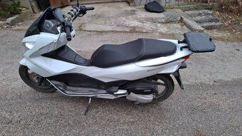 Honda 125 pcx - 4