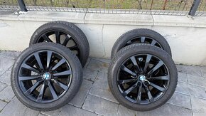 Originál BMW 5 2018, 245/45 R18 zimne - 4