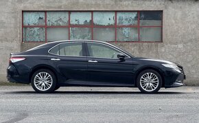 Toyota Camry 2.5 VVT-i 133kW Executive | MY2020 | 122tisKm - 4