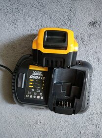 Batérie a nabíjačky pre náradie dewalt 20v 6ah - 4