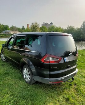 Ford Galaxy 7 miestne - 4