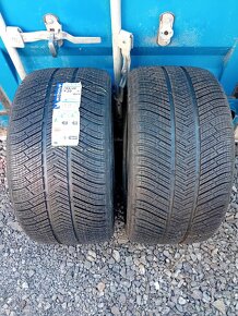 2ks najazdené zimné 285/35R20 - 4