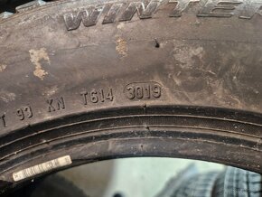 Zimne pneumaiky 205/60 r17  Pirelli - 4