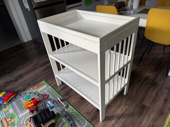 Prebalovaci pult z IKEA - 4