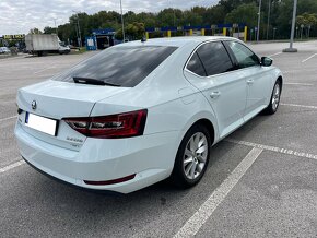 Škoda Superb 2.0 TDI 190k 4x4 Style A7 - 4