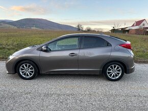 Honda Civic 1.3 i-VTEC Kúpené v SR 110 000 km - 4