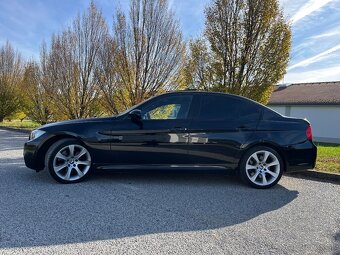 BMW e90 330i, 190kw A/T - 4