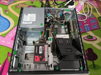 P: pocitac HP COMPAQ 6005 SSF, 4GB RAM, 128.GB SSD, AMD - 4