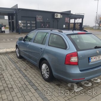 Śkoda Octavia 2 1,6 TDI DSG 77 KW COMBI Rezervované - 4