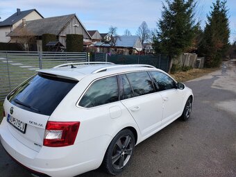 Predám škoda Octavia combi RS TDI DSG - 4