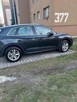 Predam  Audi Q5  2l  TFSI  benzin  rok  2018 - 4