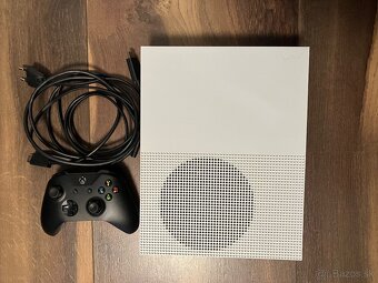 Xbox one S 1T - 4