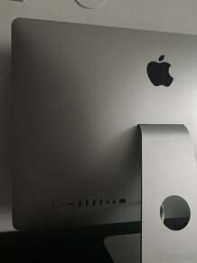 iMac 21.5 inch, late 2015 počítač - 4